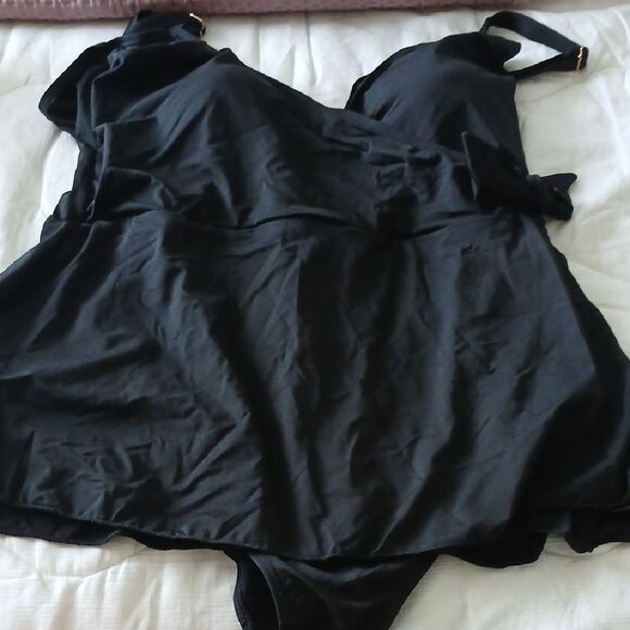 Black Swimsuit with Skirt Overlay - Picture 1 of 6